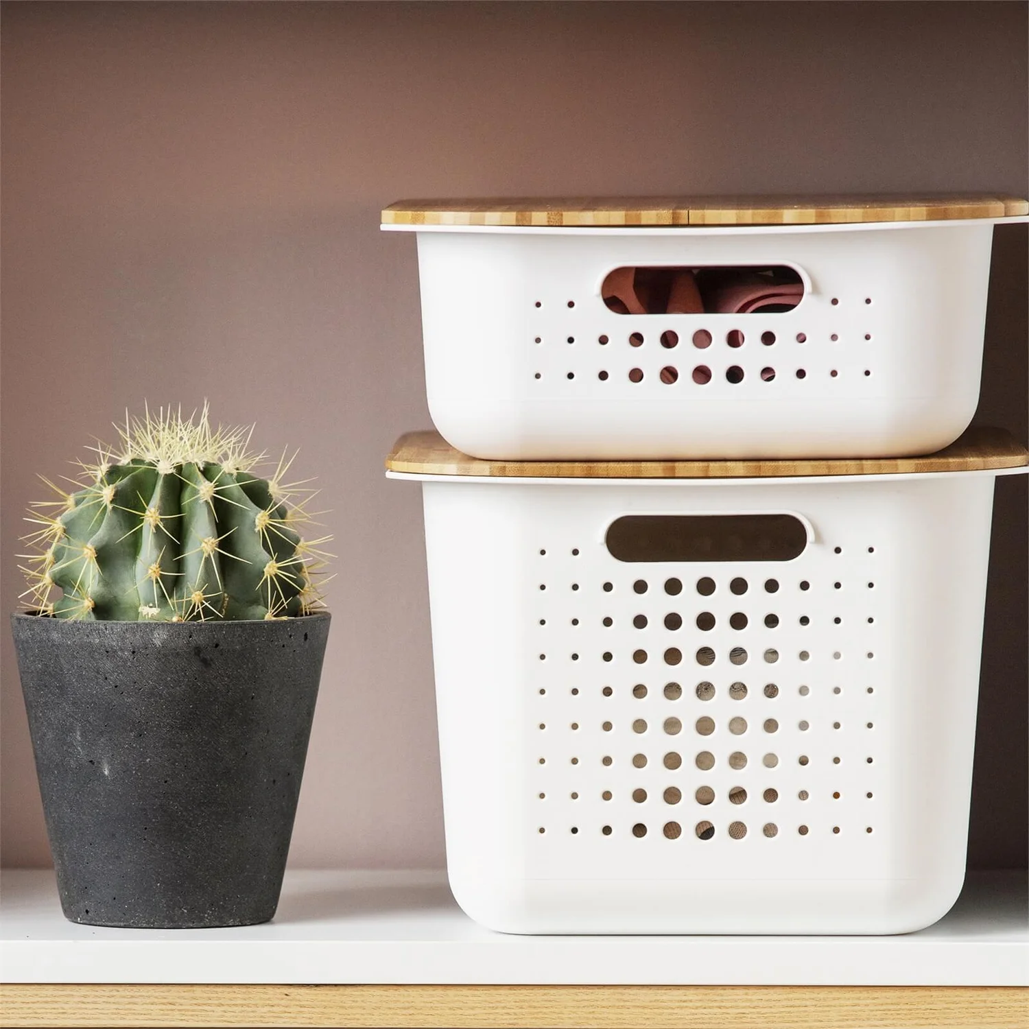 Smartstore 6L Wardrobe Basket - White 8 Smartstore 6L Wardrobe Basket - White - Image 6