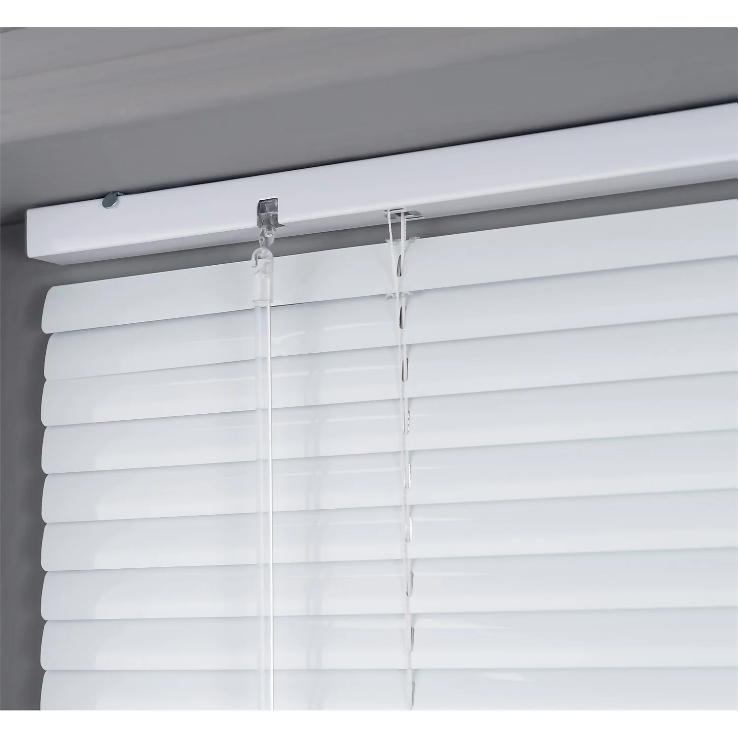 Aluminium Venetian Blind - White - 140x160cm 5 Aluminium Venetian Blind - White - 140x160cm - Image 3