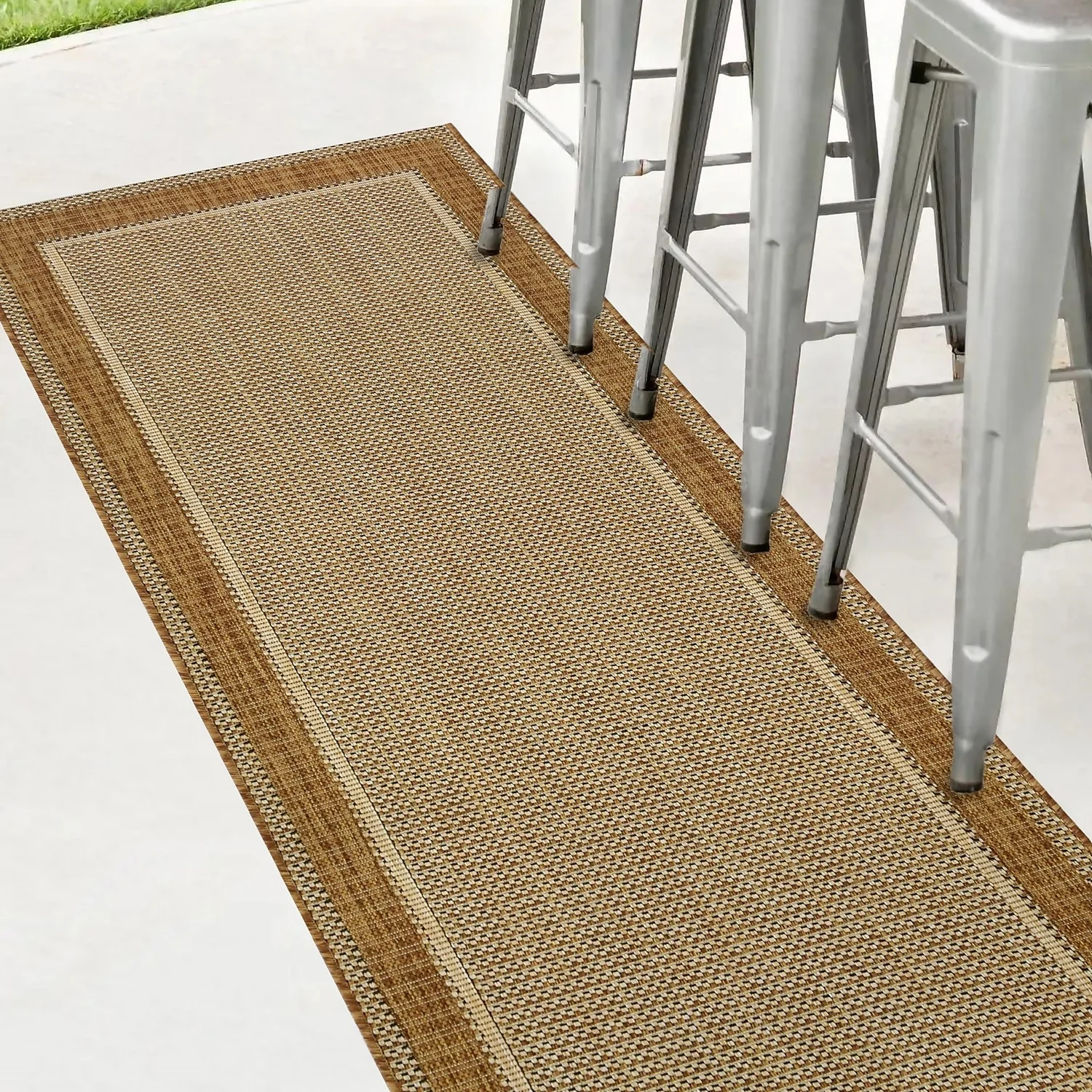 Denver Border Indoor/Outdoor Rug - Latte - 80x200cm 5 Denver Border Indoor/Outdoor Rug - Latte - 80x200cm - Image 3
