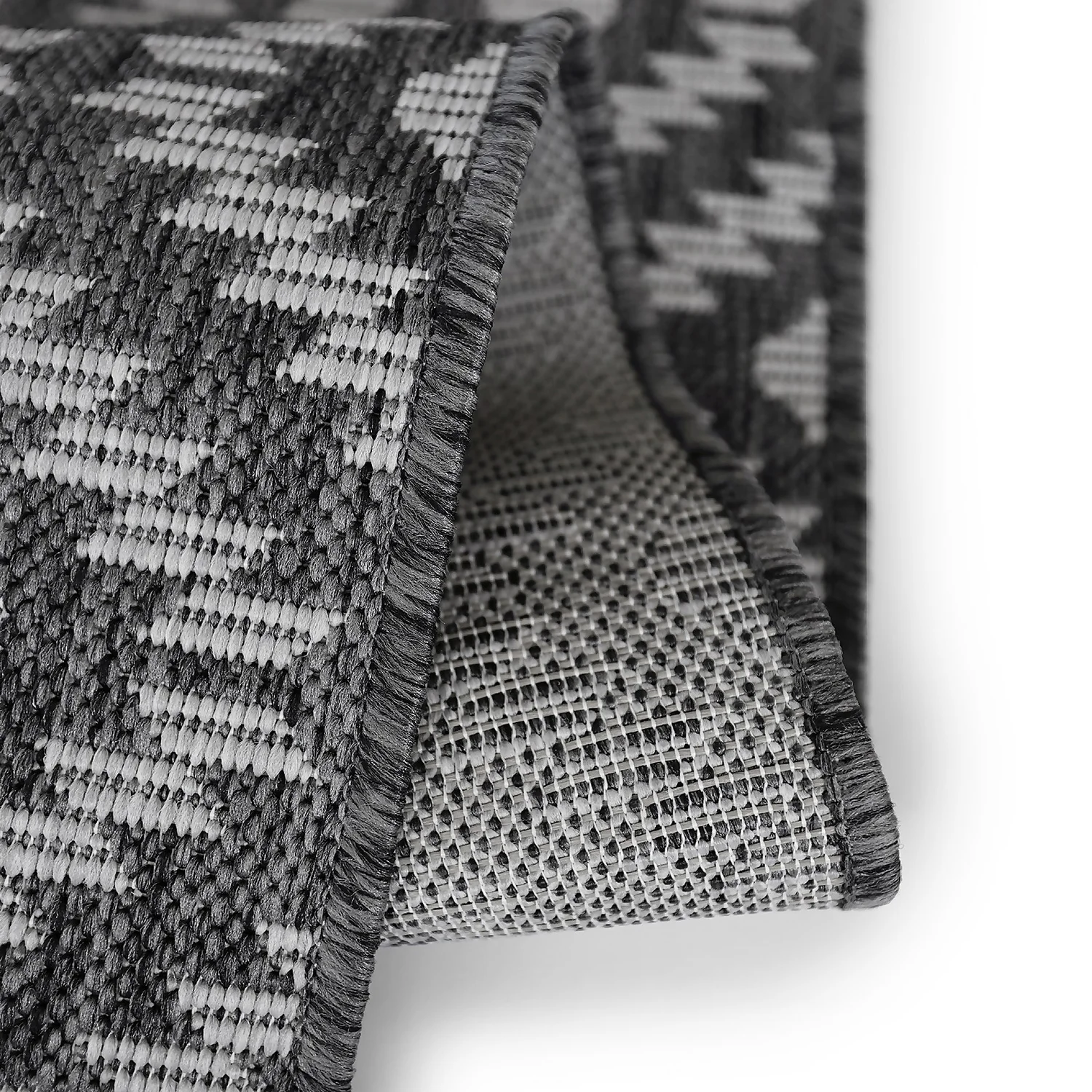 Indoor Outdoor Geo Runner - Silver - 67x200cm 7 Indoor Outdoor Geo Runner - Silver - 67x200cm - Image 5