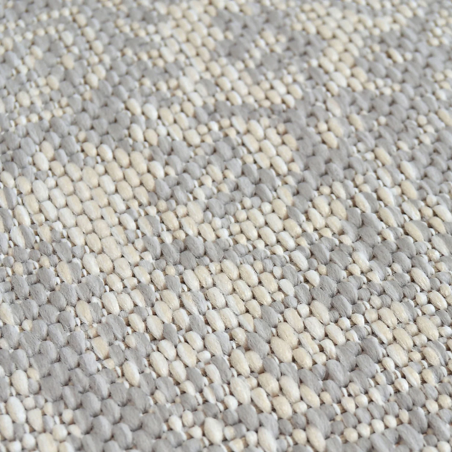 Indoor Outdoor Medallion Runner - Silver - 67x200cm 6 Indoor Outdoor Medallion Runner - Silver - 67x200cm - Image 4